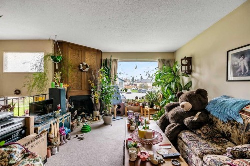 317 Templemont Place Ne, Calgary, AB - Indoor