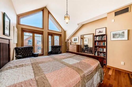 403-505 Spring Creek Drive, Canmore, AB - Indoor Photo Showing Bedroom