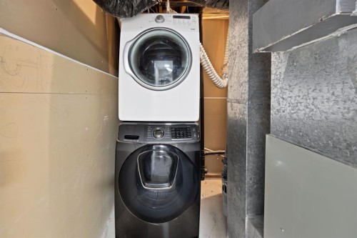 288 Saddlemead Road Ne, Calgary, AB - Indoor Photo Showing Laundry Room