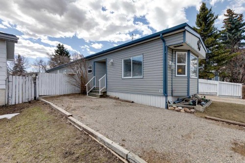 240 Big Hill Circle Se, Airdrie, AB - Outdoor