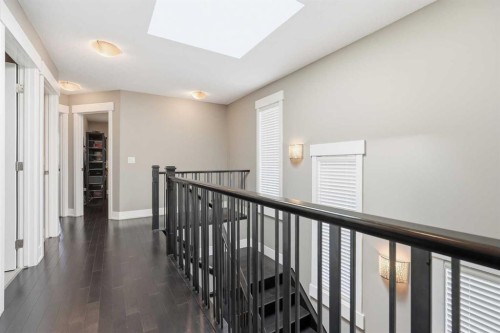 314 30 Avenue Ne, Calgary, AB - Indoor Photo Showing Other Room
