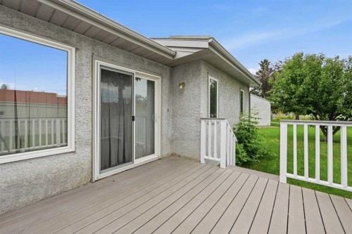 60 Rundlelawn Green Ne, Calgary, AB - Outdoor With Deck Patio Veranda With Exterior
