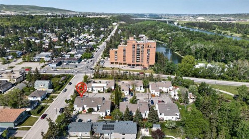 20-8544 48 Avenue Nw, Calgary, AB - Outdoor With View
