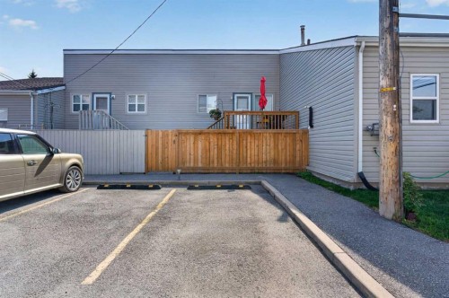 20-8544 48 Avenue Nw, Calgary, AB - Outdoor With Exterior