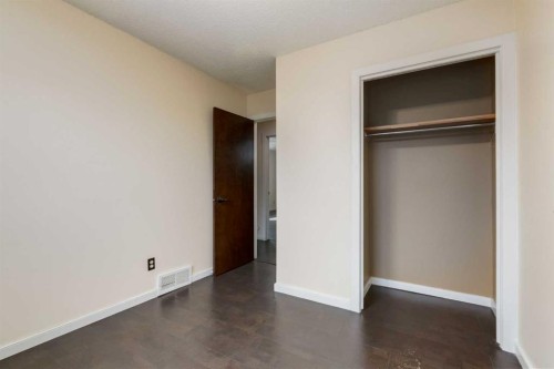 80 Macewan Glen Road Nw, Calgary, AB 