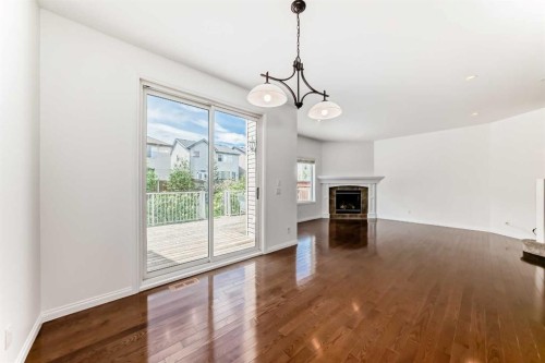 27 Aspen Hills Close Sw, Calgary, AB - Indoor Photo Showing Other Room