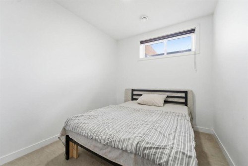 9060 52 Street Ne, Calgary, AB - Indoor Photo Showing Bedroom