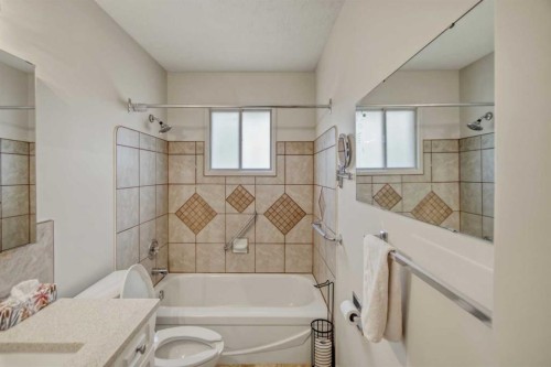 4112 - 13 Avenue Ne, Calgary, AB 