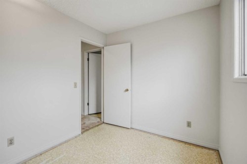 4112 - 13 Avenue Ne, Calgary, AB 