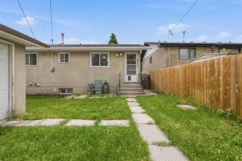 4112 - 13 Avenue Ne, Calgary, AB 