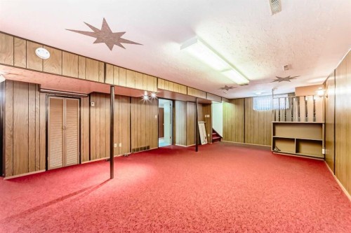54 Fullerton Road Se, Calgary, AB - Indoor