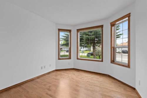 410 Long Beach Landing, Chestermere, AB - Indoor Photo Showing Other Room