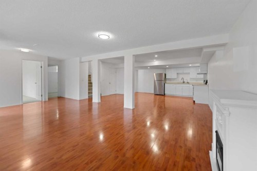 410 Long Beach Landing, Chestermere, AB - Indoor Photo Showing Other Room