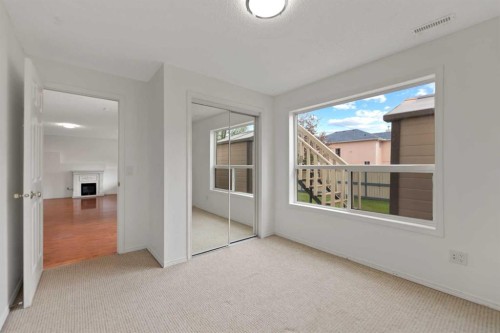 410 Long Beach Landing, Chestermere, AB - Indoor Photo Showing Other Room