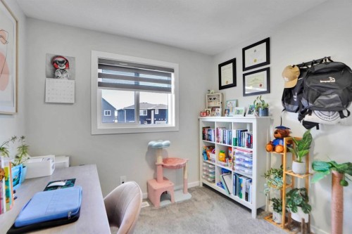112 Langwell Common Se, Airdrie, AB - Indoor