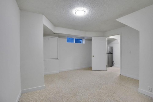 112 Martinglen Close Ne, Calgary, AB 