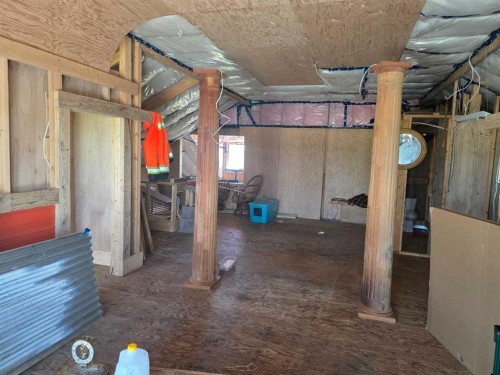 171031 Range Road 234, Rural Vulcan County, AB - Indoor