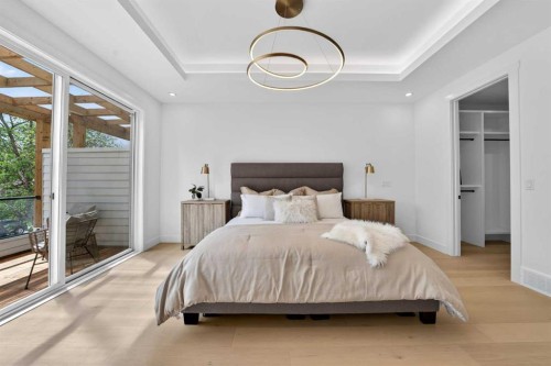 602 25 Avenue Ne, Calgary, AB - Indoor Photo Showing Bedroom