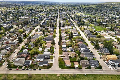 602 25 Avenue Ne, Calgary, AB - Outdoor With View