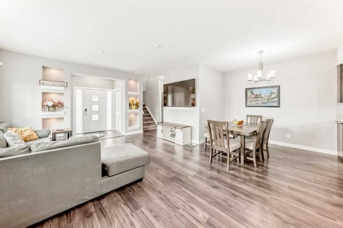 301 Midtown Gate Sw, Airdrie, AB - Indoor Photo Showing Other Room