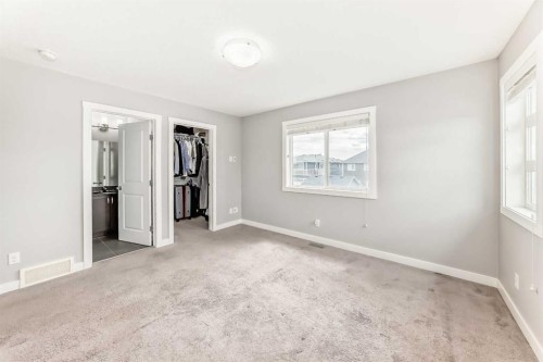 301 Midtown Gate Sw, Airdrie, AB - Indoor Photo Showing Other Room