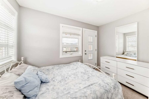 301 Midtown Gate Sw, Airdrie, AB - Indoor Photo Showing Bedroom
