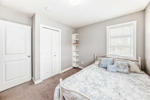 301 Midtown Gate Sw, Airdrie, AB - Indoor Photo Showing Bedroom