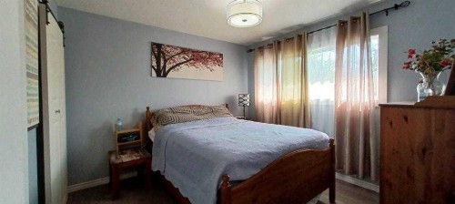4710 Imperial Avenue, Coronation, AB - Indoor Photo Showing Bedroom