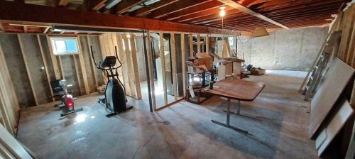 4710 Imperial Avenue, Coronation, AB - Indoor Photo Showing Basement