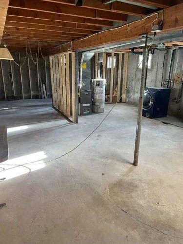 4710 Imperial Avenue, Coronation, AB - Indoor Photo Showing Basement
