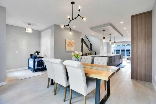 4405 20 Avenue Nw, Calgary, AB - Indoor Photo Showing Dining Room