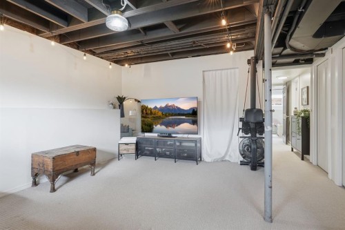 4804 19 Avenue Nw, Calgary, AB 