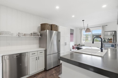 4804 19 Avenue Nw, Calgary, AB 