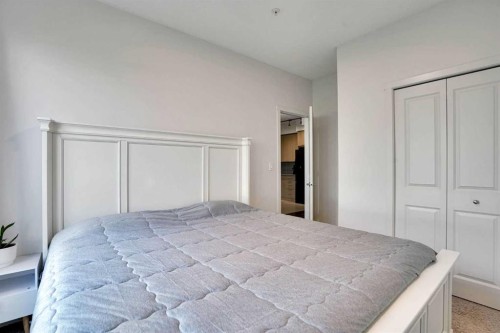 3102-175 Silverado Boulevard Sw, Calgary, AB - Indoor Photo Showing Bedroom