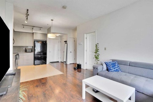 3102-175 Silverado Boulevard Sw, Calgary, AB - Indoor