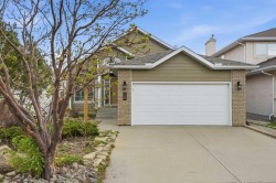 58 Edgevalley Close NW Calgary, AB T3A 5E4