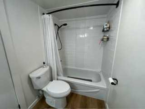 61-5 Acadia Road West, Lethbridge, AB 