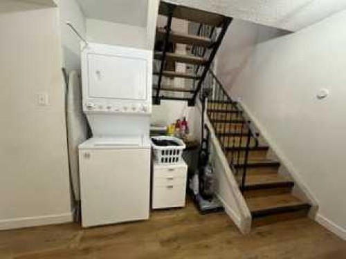 61-5 Acadia Road West, Lethbridge, AB 