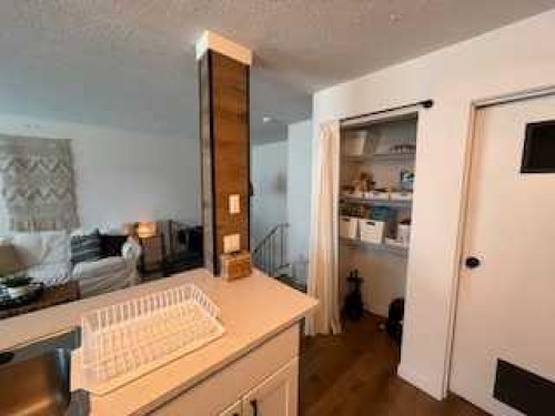 61-5 Acadia Road West, Lethbridge, AB 