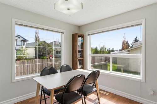204 Citadel Bluff Close Nw, Calgary, AB - Indoor Photo Showing Dining Room