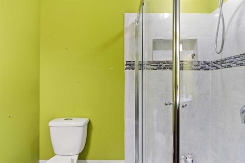 204 Citadel Bluff Close Nw, Calgary, AB - Indoor Photo Showing Bathroom