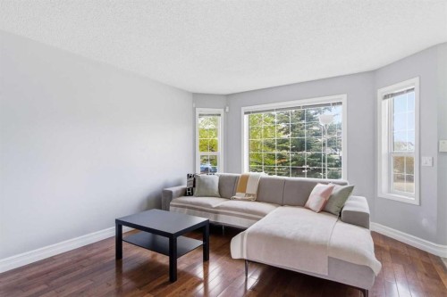 204 Citadel Bluff Close Nw, Calgary, AB - Indoor Photo Showing Living Room
