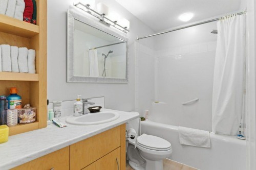 210-69 Springborough Court Sw, Calgary, AB - Indoor Photo Showing Bathroom