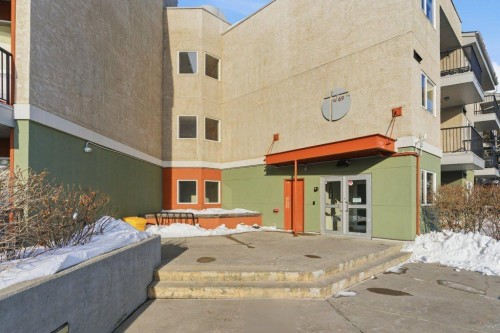210-69 Springborough Court Sw, Calgary, AB - Outdoor