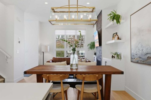 3707 30 Avenue Sw, Calgary, AB - Indoor Photo Showing Dining Room