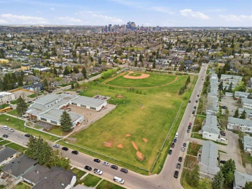 3707 30 Avenue Sw, Calgary, AB - Outdoor With View
