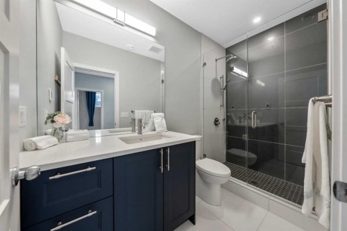 23 31 Avenue Sw, Calgary, AB 