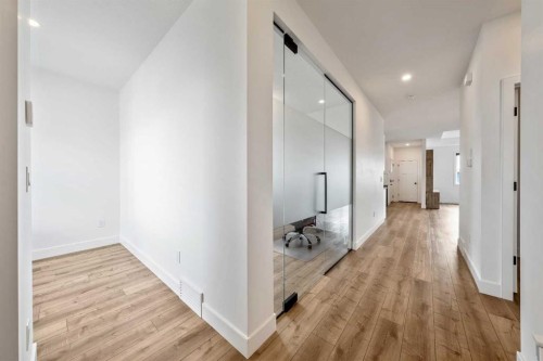 23 31 Avenue Sw, Calgary, AB 