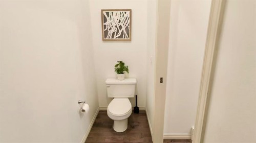 44 Aspen Hills Close Sw, Calgary, AB 