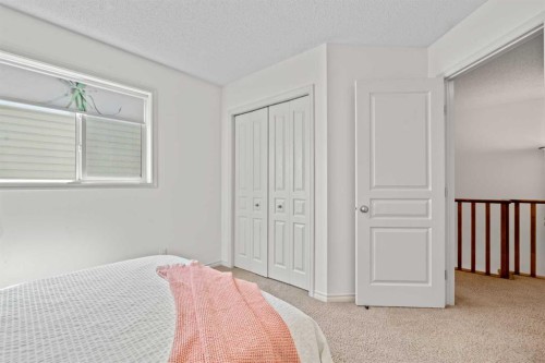 44 Aspen Hills Close Sw, Calgary, AB 